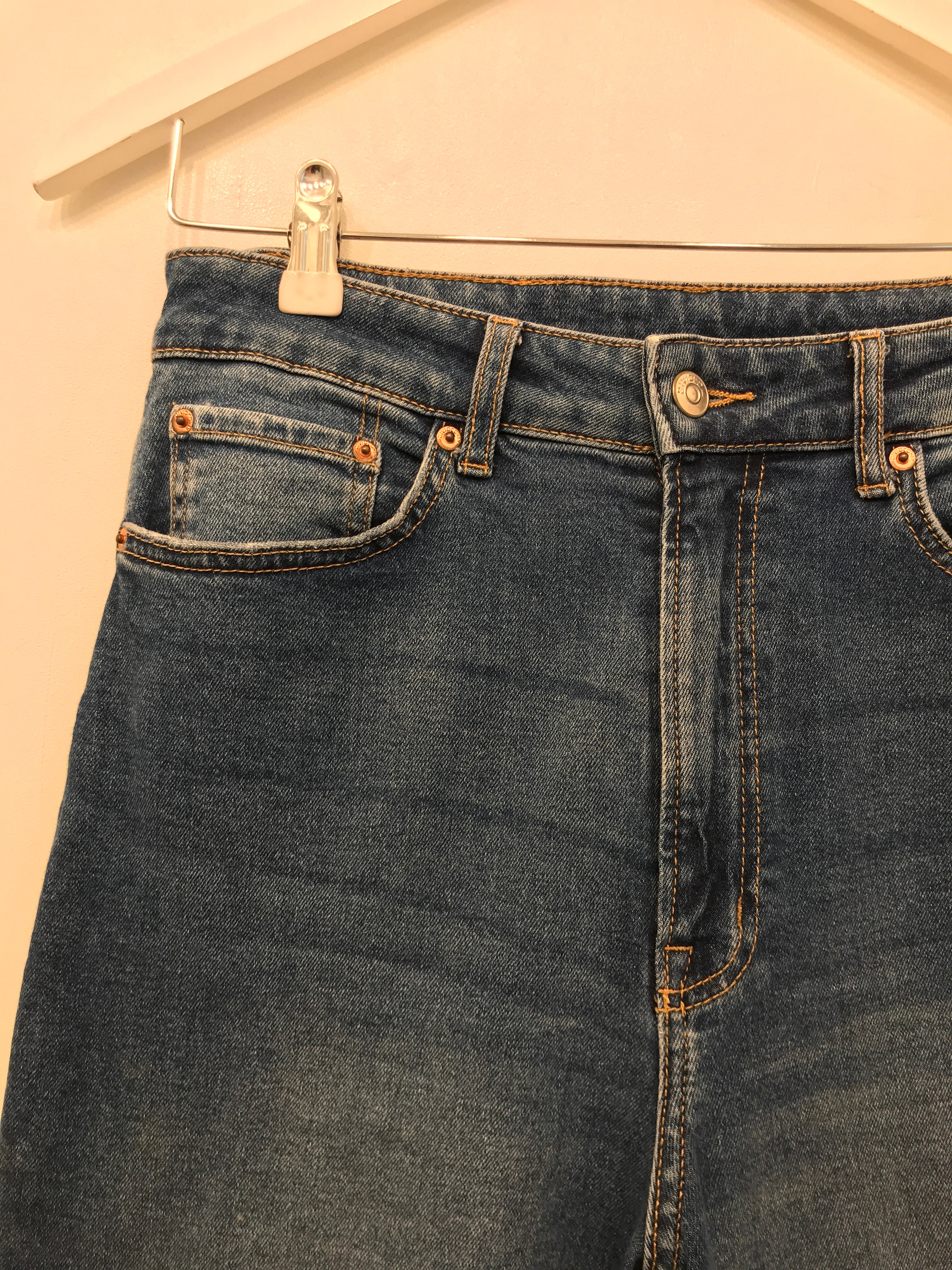 Divided Jeans